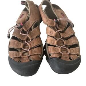 Keen Women's Newport H2 Brown Sandals